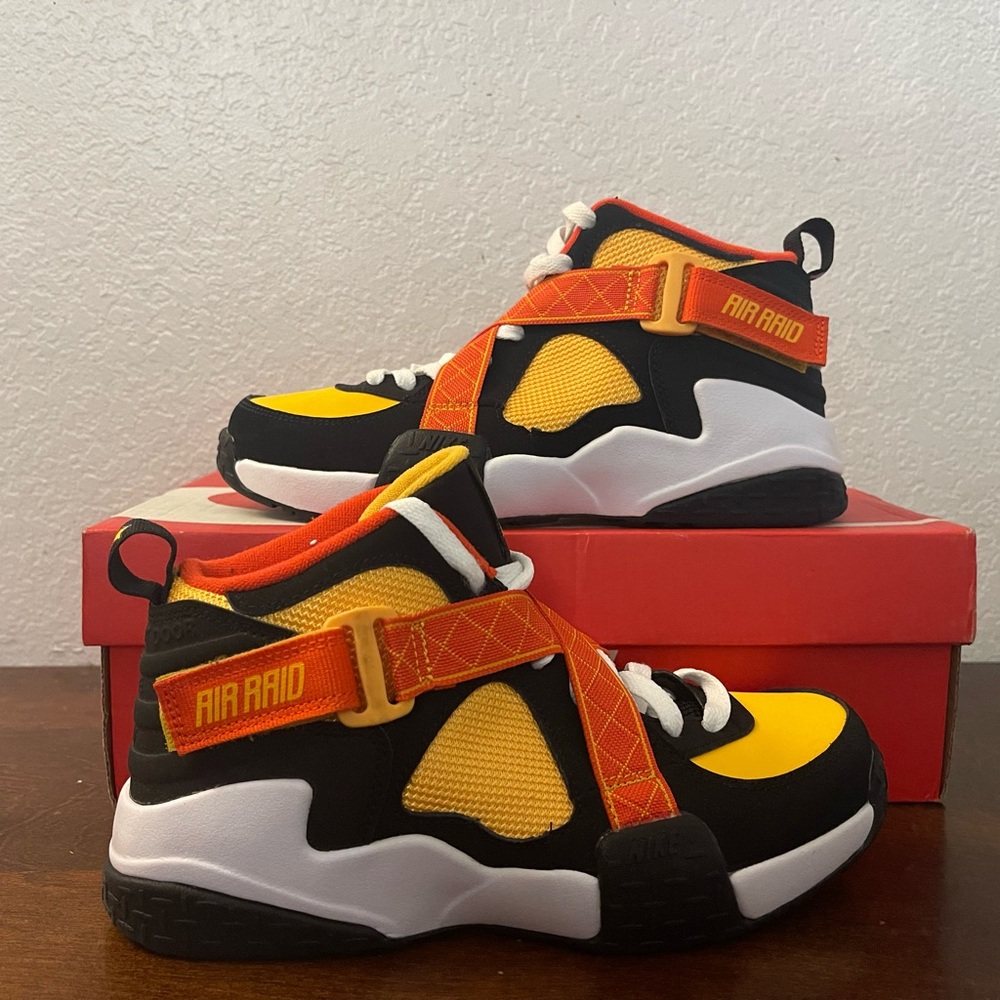 Nike Air Raid GS "Roswell Rayguns" DD9281-001 4.5Y Women's Size 6